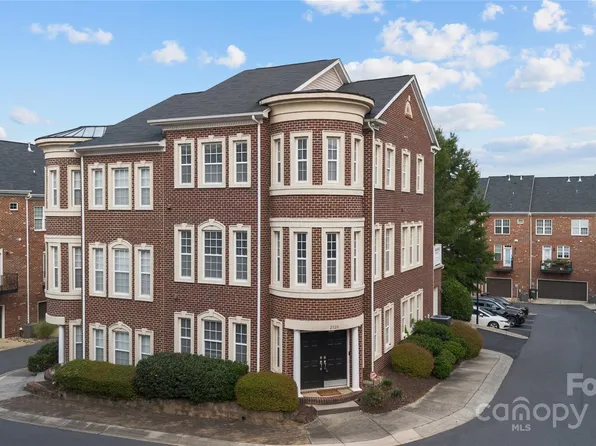 2320 Camalier Ln, Charlotte, NC 28273