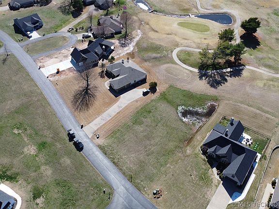 5th image of 0 Pebble Bch