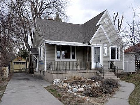 1st image of 733 E Scott Ave