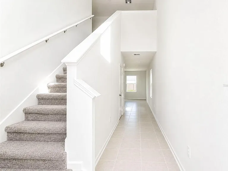 2432 Bluestone Rd — Photo 9