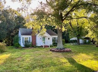 651 Roberts Rd, Eden, NC 27288