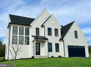 3 Balsam Ln, Lititz, PA 17543