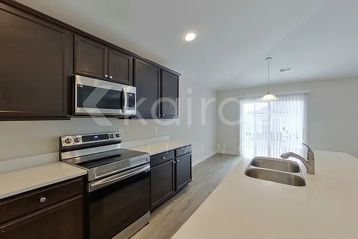 12 Carrollton Dr — Photo 6