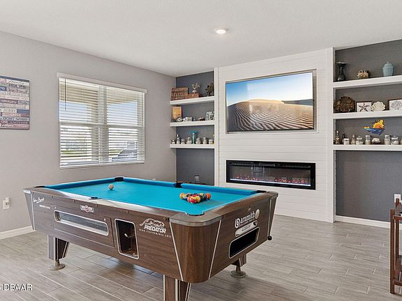 3rd image of 1527 Delphi Way