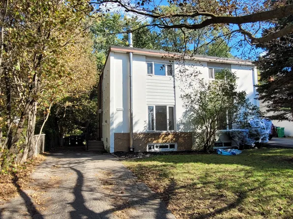 2258 Brookhurst Rd, Mississauga, ON L5J 1P9