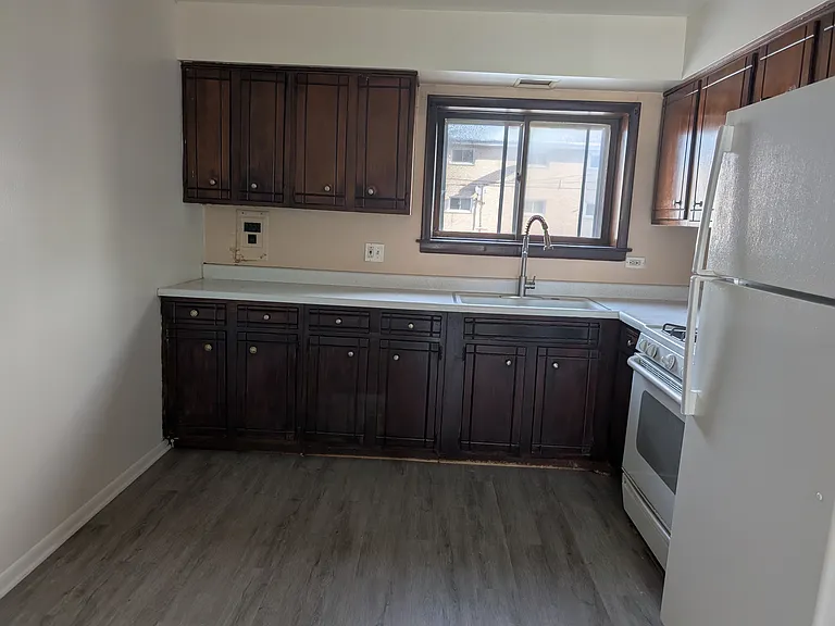 529 N Macie Ct #8 — Photo 2