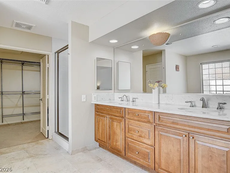 408 Lacy Ln — Photo 13
