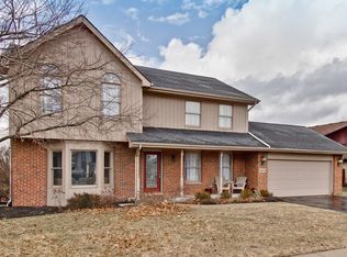 18424 Holland Rd, Lansing, IL 60438