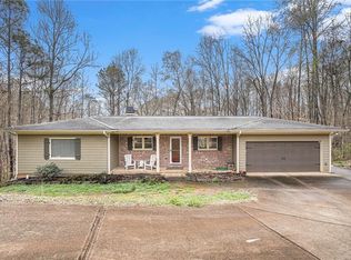 524 Allison Ln, Ball Ground, GA 30107