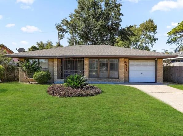 9711 Bertwood St, Houston, TX 77016