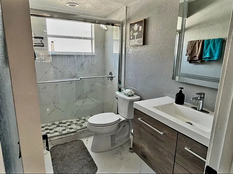 8349 Granada Blvd — Photo 10