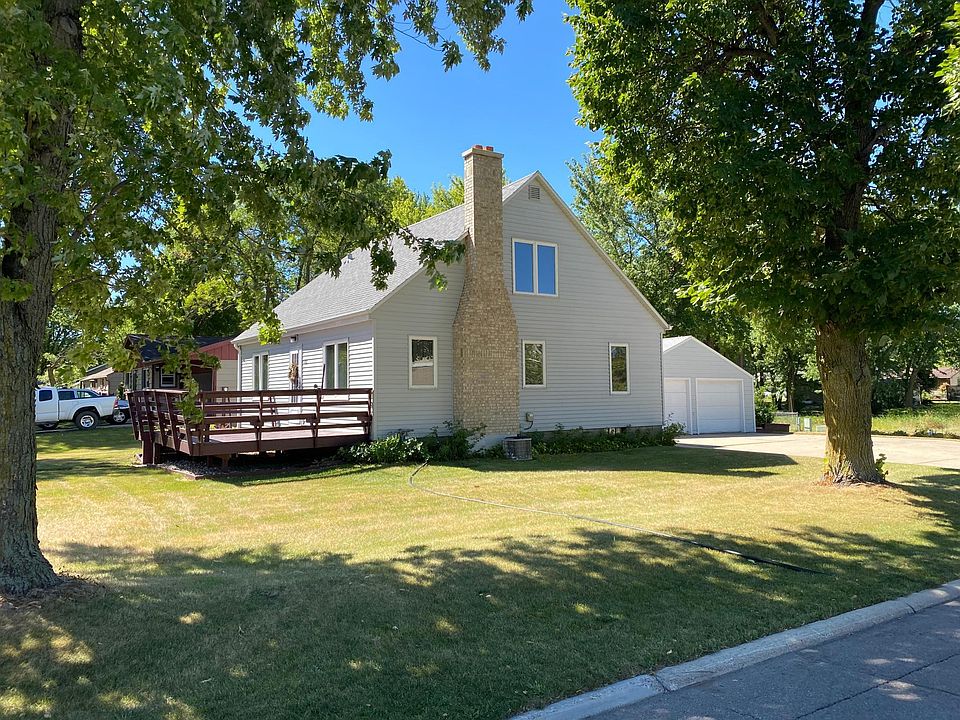 1st image of 602 James Blvd