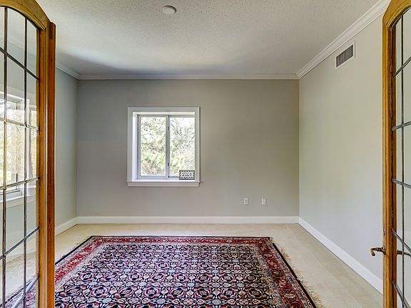 4th image of 50 Verbena Ln