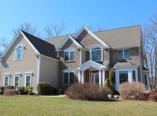 9 Bowker Rd, Hopkinton, MA 01748