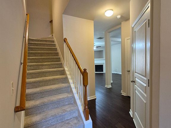 4th image of 2229 Oakland Downs Way