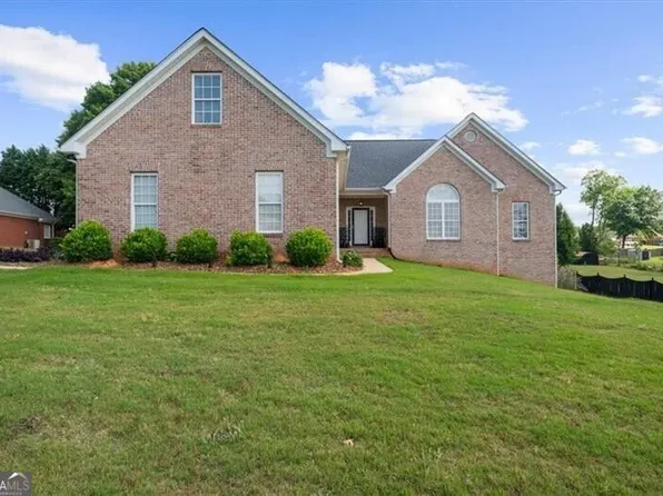 1330 Crimson Ln, McDonough, GA 30252