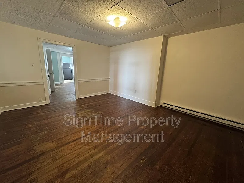 1 bed, 1.0 bath, 500 sqft, $850 — Photo 1