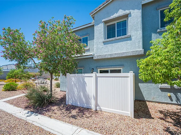 2715 Amazing Meadows Ave #1182 — Photo 42