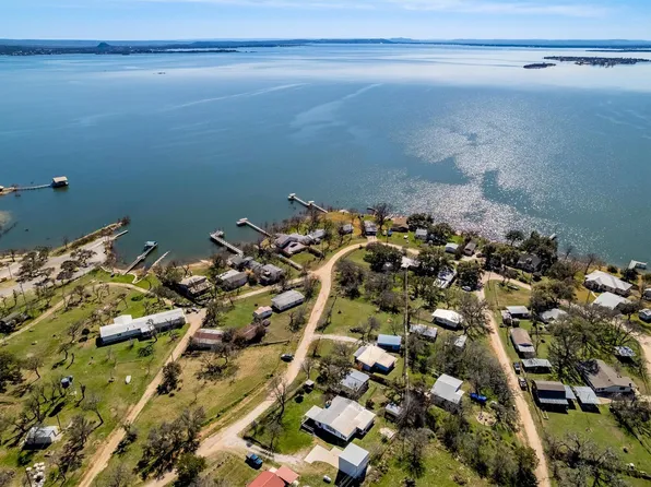 110 Lakewood Dr, Burnet, TX 78611