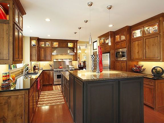 Gourmet Kitchen