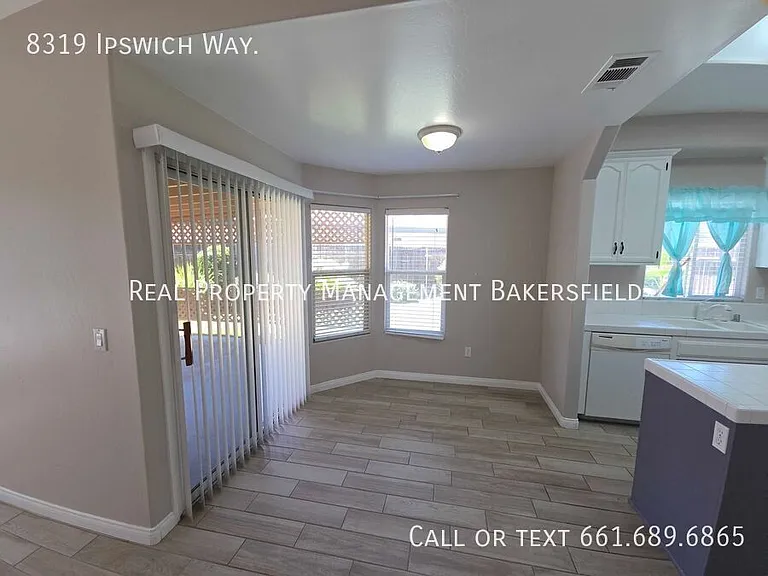 8319 Ipswich Way — Photo 4