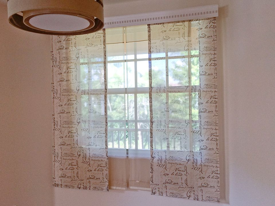 Lovely breakfast nook