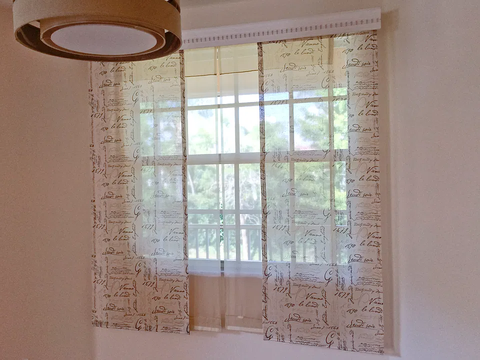 Lovely breakfast nook