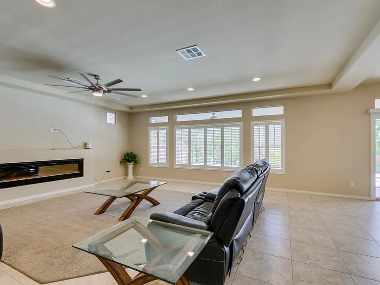 9766 Cadence Creek Ct — Photo 17