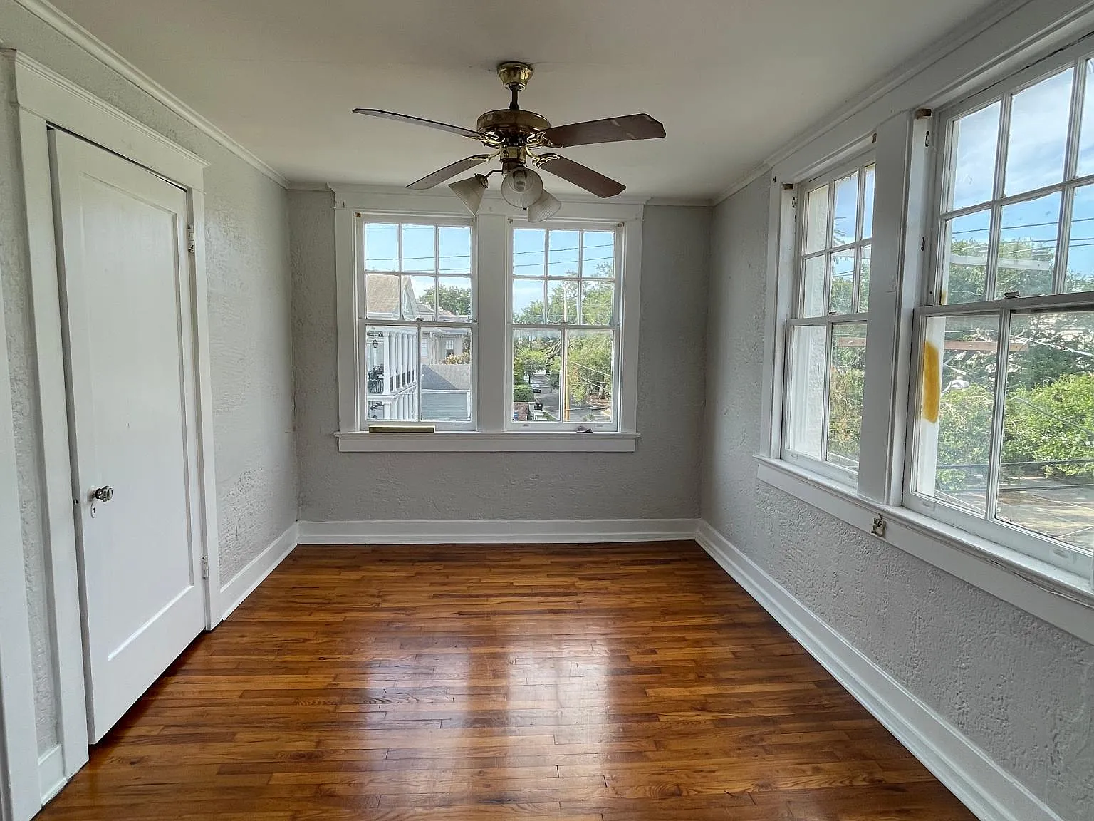 1 bed, 750 sqft, $1,275 — Photo 2