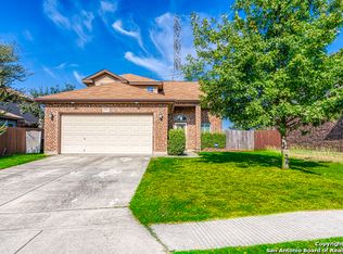 10411 Corvey Ln, Helotes, TX 78023