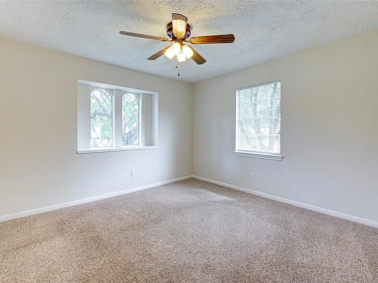 9115 Taidswood Dr — Photo 29
