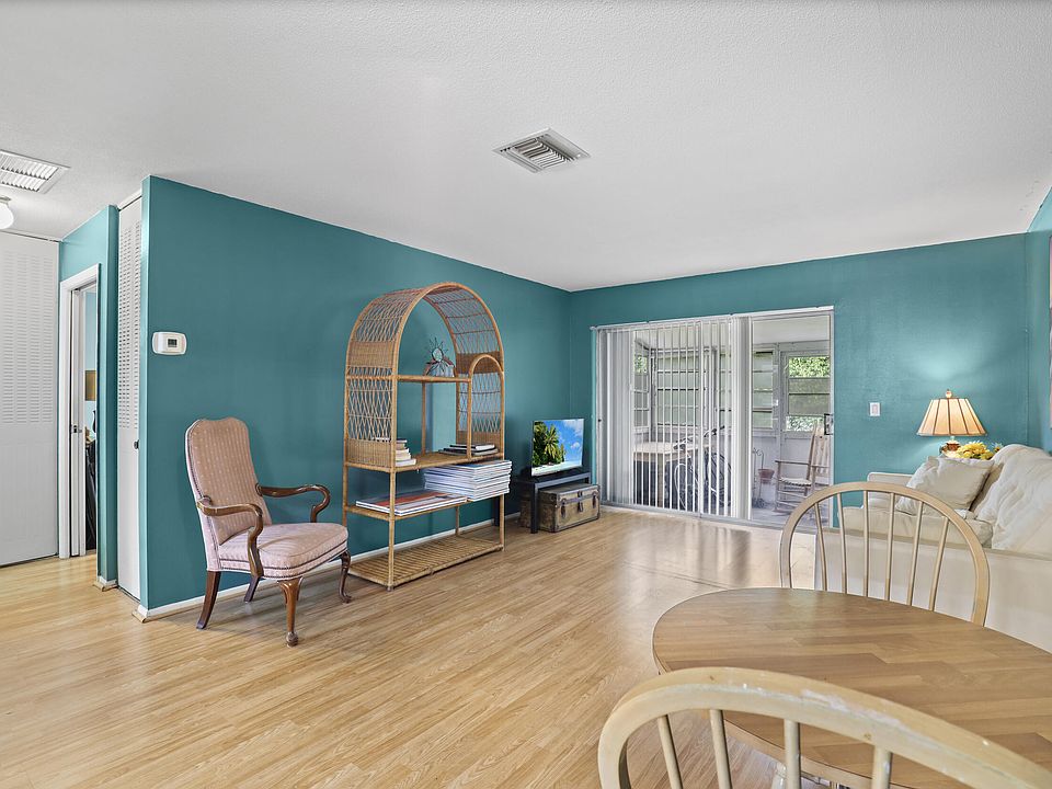 1st image of 2885 W Ashley Dr Drive W #B