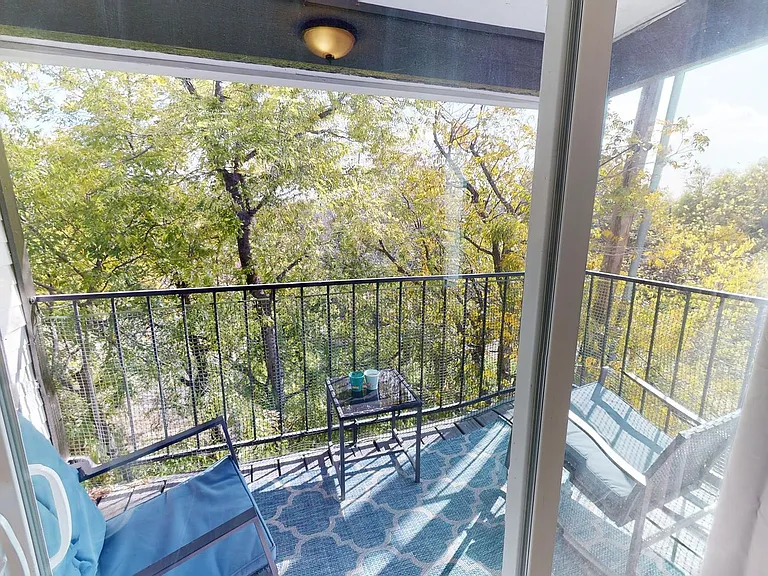 6409 Burns St #307 — Photo 14
