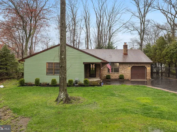 1094 Springdale Rd, Cherry Hill, NJ 08003