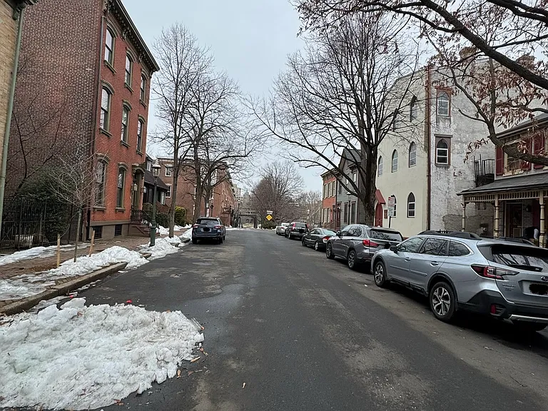 117 Jackson St — Photo 23