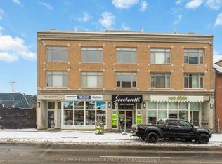 202 Saint Patrick St #15, Ottawa, ON K1N 5K3