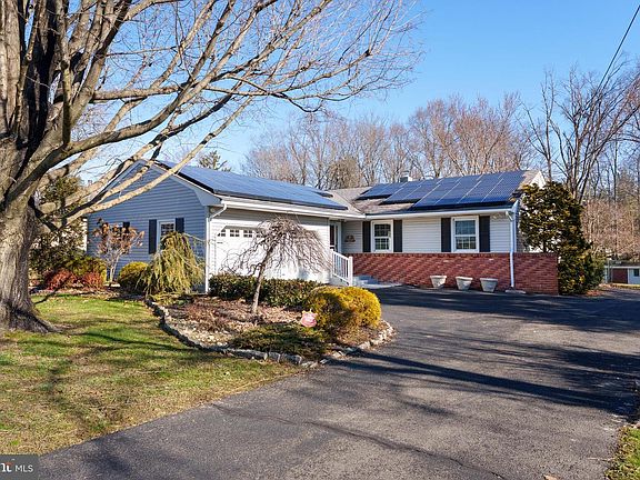 2nd image of 174 Hickory Corner Rd