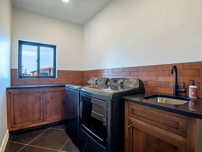 Laundry Room Cabinet