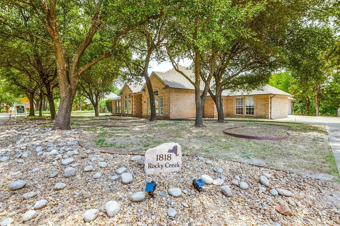 1818 Rocky Creek Dr, Duncanville, TX 75137 MLS 20373465 Zillow