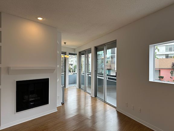 2nd image of 3975 Meier St APT 105