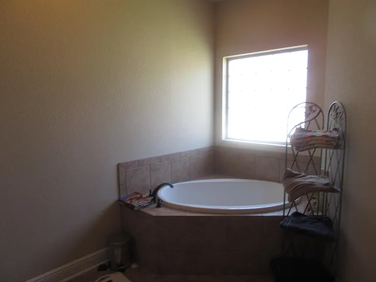 8954 Rachel Ct — Photo 17