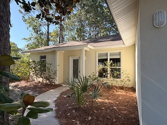 34 Las Roblas Grande Dr — Photo 1