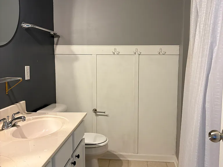 3479 Burlingame Blvd — Photo 18