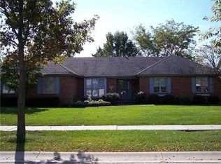 3936 Oakfield Dr, Oregon, OH 43616