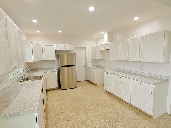 5th image of 4353 S Atlantic Cir