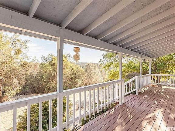 4th image of 1006 Graceland Pl