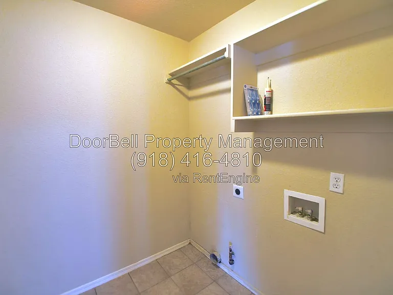 11621 S Mulberry Ln — Photo 11