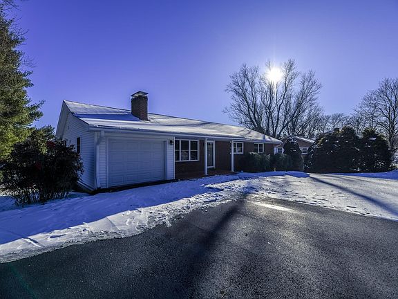 4th image of 863 Hutcheson Dr