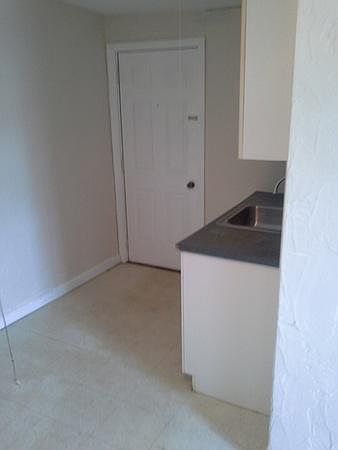 1st image of 130 Central St APT 4