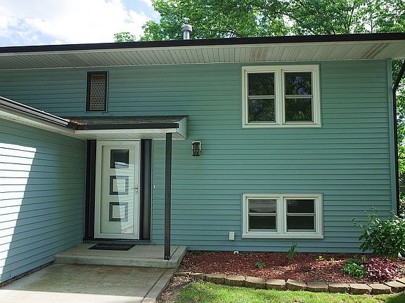 4th image of 16156 Pamela Ct
